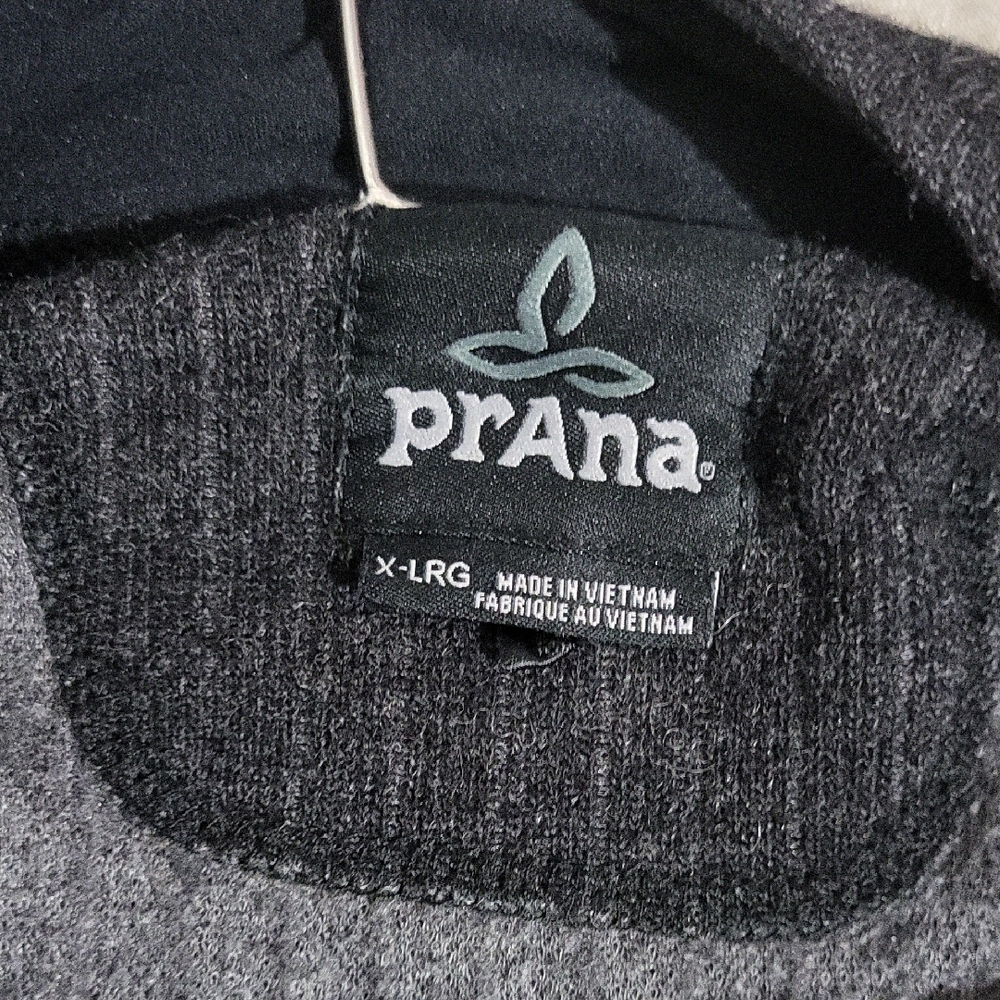 PrAna Men's Black and Gray Performance Jacket - Picture 2 of 2